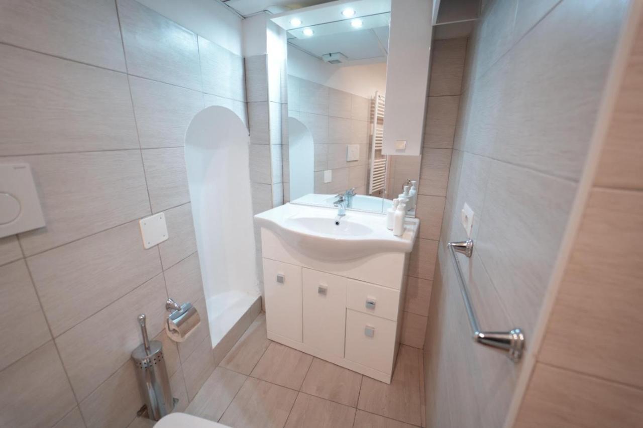 Residenza Bernini Apartment